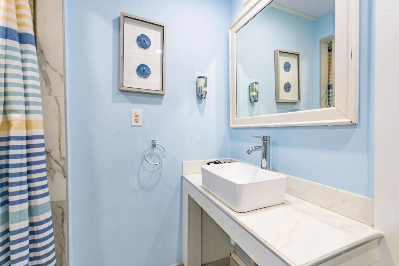 Sunset Cottage At Viking Hill Nassau Apartment